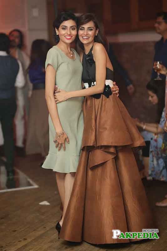 Farwa Kazmi with mehreen syed