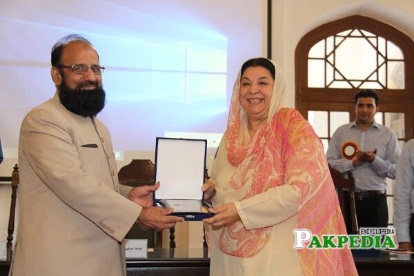 Yasmeen Rashid twitter