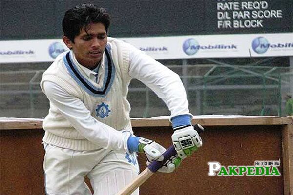 Adnan Akmal Biography