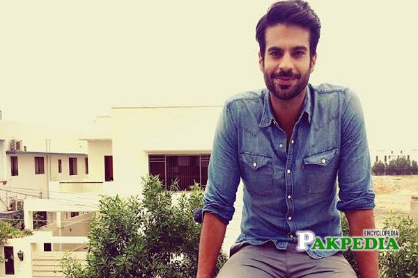 Adnan Malik Biography