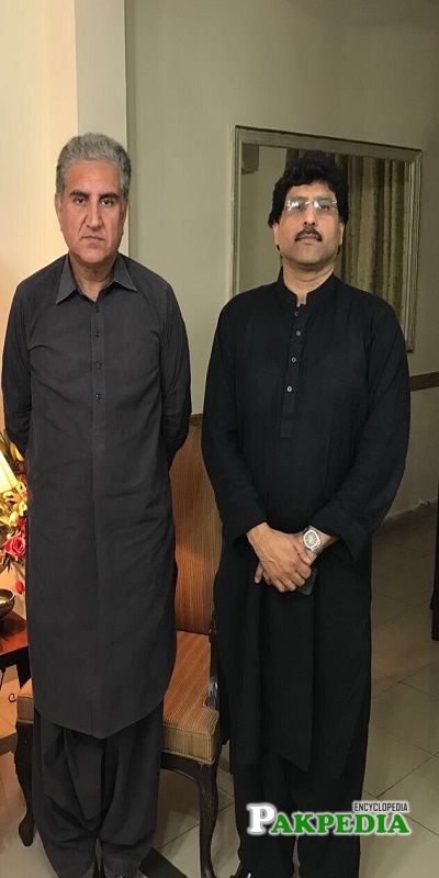 Hamid Yar Hiraj with Shah Mehmood Qureshi