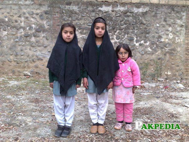 Daughters of Farman Ali khan
