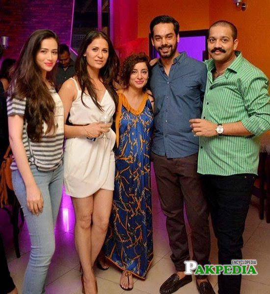 Nausheen Shah at her birthday party