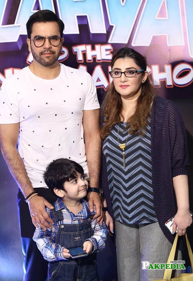 Junaid Khan with his wife and Son