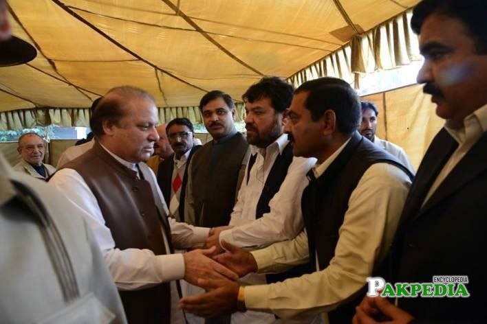 Muhammad Ashraf Rasool with the members of PMLN