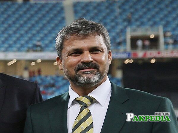 Moin Khan Biography