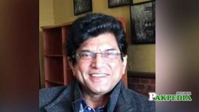 Asad Munir biography