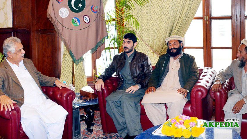 Senator Hilal-ur-Rehman called on the Governor Khyber Pakhtunkhwa Iqbal Zafar Jhagra in Peshawar