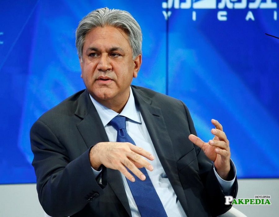 Arif Naqvi biography