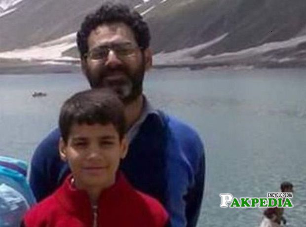 Naeem Rashid with his son Talha Naeem