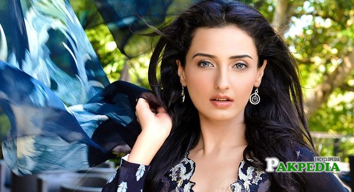 Momal Sheikh biography