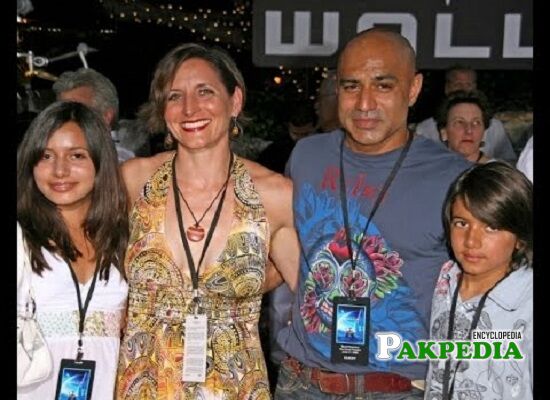 Faran Tahir Family