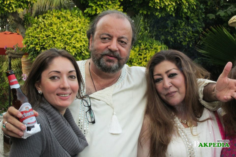 Agha Siraj Durrani with Sharmila Farooqi