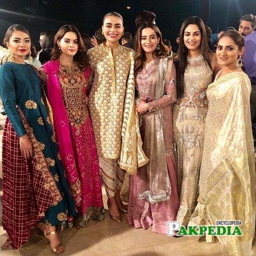 Kinza Patel with actresses of Showbiz