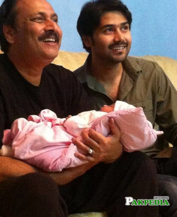 Ali Abbas with his son and father Waseem Abbas