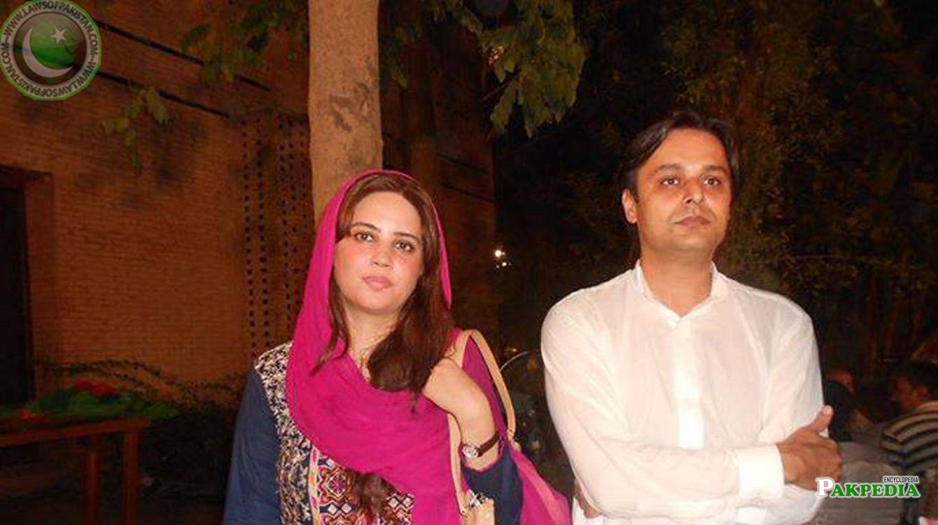 Zartaj Gul family - husband