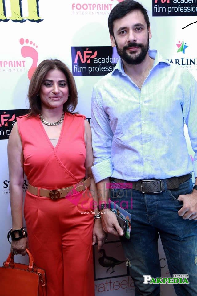 Tipu with Mariam Mirza at an event