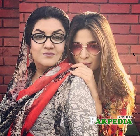 Ayesha Omer on sets of Bulbullay