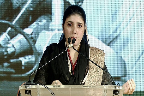 Ayesha Gulalai Wazir age