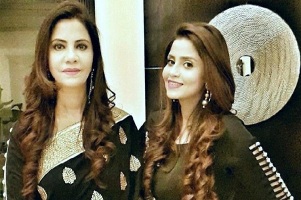 Sana-Shahnawaz-sister