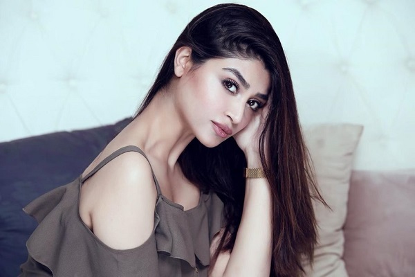 Zoya Nasir mother