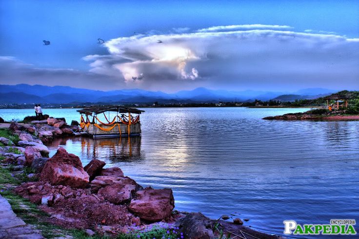 Coloursof Your Country Rawa lLake