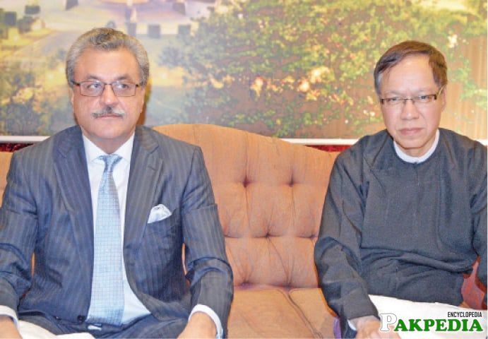 Ghulam Murtaza Khan Jatoi with Embessider