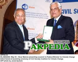 Nisar Memon giving a sheet