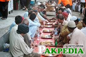 125,000 people eat the food daily at Saylani Welfare Trust