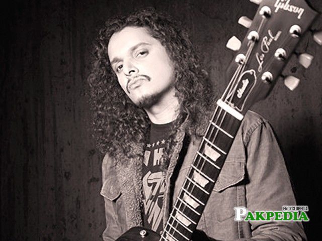 Mekaal Hasan is a best guitarist