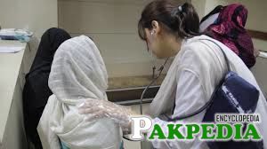 Doctor check the patinet in Jinnah postgraduate medical center
