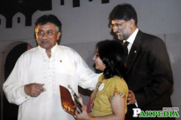 Arfa Karim with Pervez Musharraf