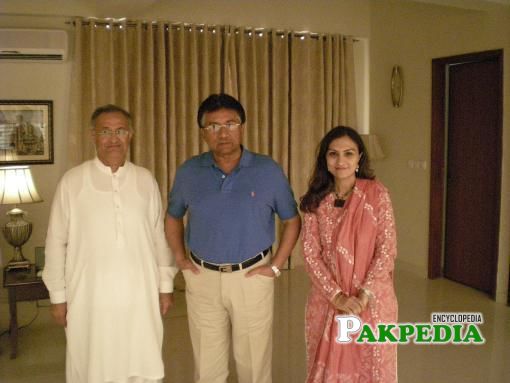 Nisar Memon with Pervaiz Musharaf