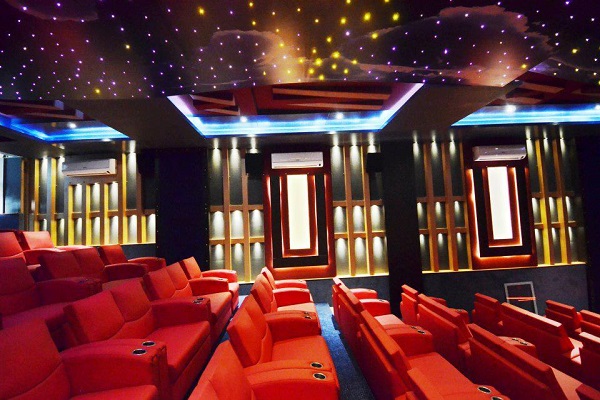 taj mahal multiplex cinema